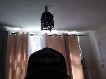 Rinoresselli Chaturbate stream image from July 01, 2026