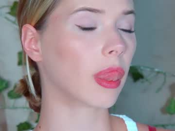 Gentlerossi Chaturbate stream image from July 01, 2026