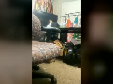 Mikeyblunt Chaturbate stream image from July 01, 2026