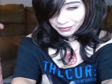 Amilustxx Chaturbate stream image from July 01, 2026