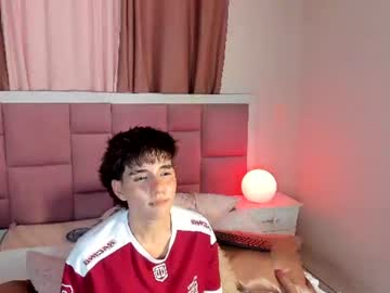 Christopher_Robin4 Chaturbate stream image from July 01, 2026