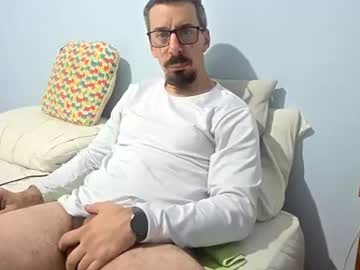 Latinheat95 Chaturbate stream image from July 01, 2026