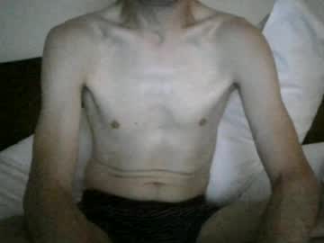 Jonjonuk861 Chaturbate stream image from July 01, 2026