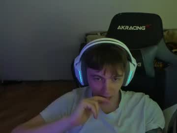Aron_Neall Chaturbate stream image from July 02, 2026
