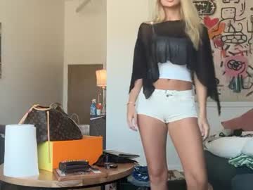 Meparisdylann Chaturbate stream image from July 02, 2026