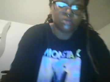 Mommiemilkers2000 Chaturbate stream image from July 03, 2026