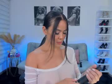 Puiyeee Chaturbate stream image from July 03, 2026
