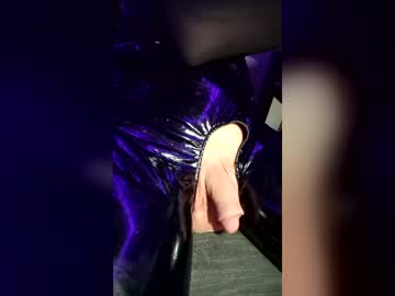 Sissyleaacum Chaturbate stream image from July 03, 2026