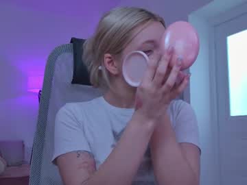 Aurorawrenfield Chaturbate stream image from July 03, 2026