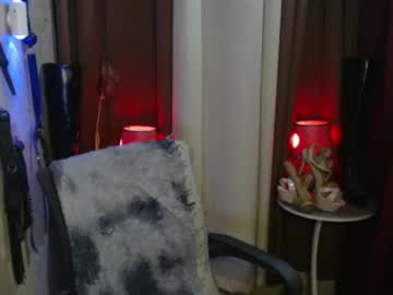 Dominantrix_Diannaxxx Chaturbate stream image from July 03, 2026