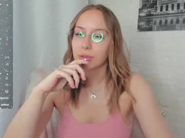 Dina_Sunshine Chaturbate stream image from July 03, 2026