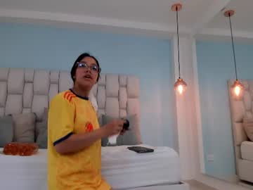 Vayra_Moon Chaturbate stream image from July 03, 2026