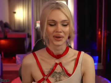 Manifreyja Chaturbate stream image from July 03, 2026