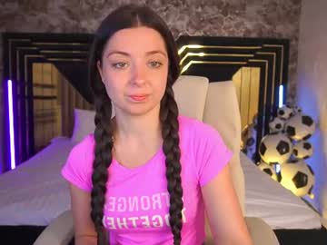 Diamondeyeess Chaturbate stream image from July 04, 2026