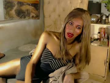 Hugecock_Caramel Chaturbate stream image from July 04, 2026