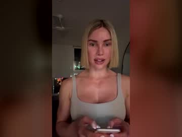 Raepeaks Chaturbate stream image from July 04, 2026