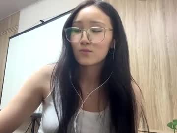 Karrenmelbye Chaturbate stream image from July 04, 2026