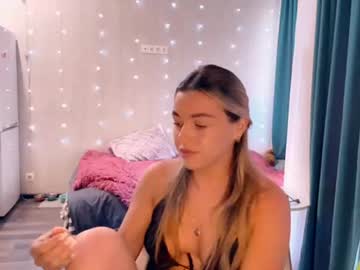 Luannamedel Chaturbate stream image from July 04, 2026