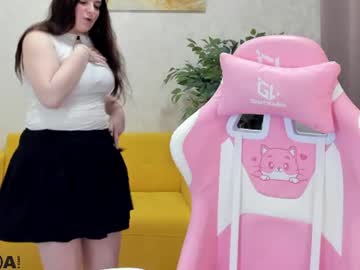Vikijinx Chaturbate stream image from July 04, 2026