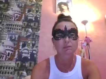 Angela_Reynolds Chaturbate stream image from July 04, 2026