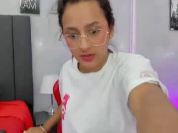 Kendra_London Chaturbate stream image from July 04, 2026