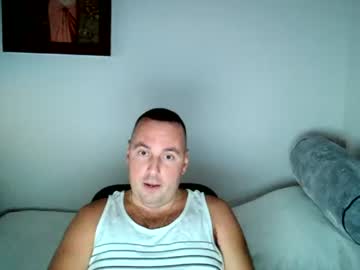 Micic3 Chaturbate stream image from July 05, 2026