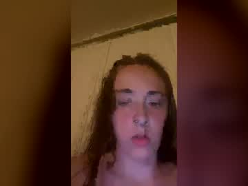 Kirstenglaser19 Chaturbate stream image from July 05, 2026