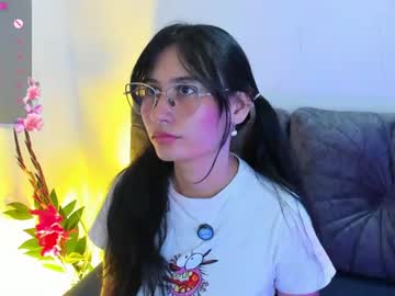 Nayecloud Chaturbate stream image from July 05, 2026