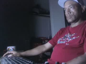 Leftaloner Chaturbate stream image from July 05, 2026