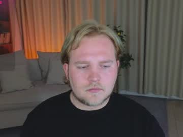 Onetwilight Chaturbate stream image from July 05, 2026