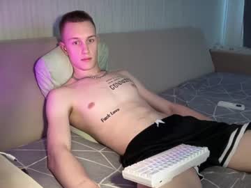 Travis_Gracile Chaturbate stream image from July 05, 2026