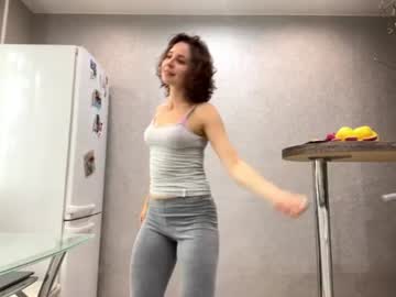 Lyndabaik Chaturbate stream image from July 05, 2026