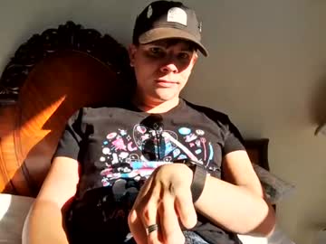 Michaeltwinkboy Chaturbate stream image from July 05, 2026
