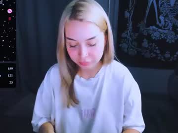 Monalauu Chaturbate stream image from July 05, 2026