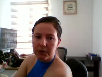 Lunaplateada Chaturbate stream image from July 05, 2026
