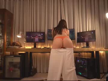 Newivy Chaturbate stream image from July 05, 2026