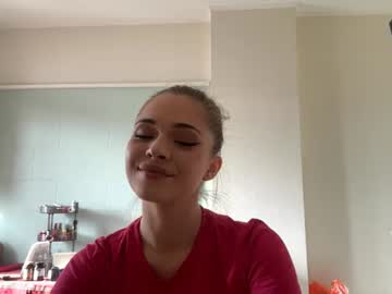 Janellelazott Chaturbate stream image from July 06, 2026