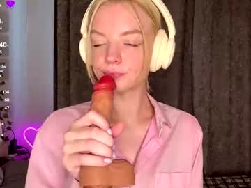 Cristinekondo Chaturbate stream image from July 06, 2026