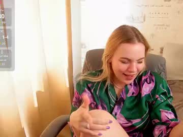 Glow_Margo Chaturbate stream image from July 07, 2026