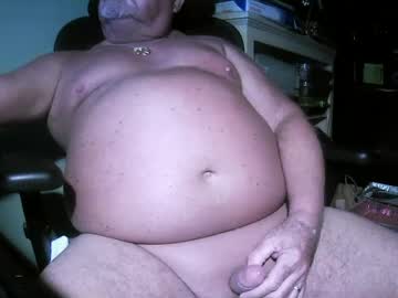 Hwait121 Chaturbate stream image from July 07, 2026