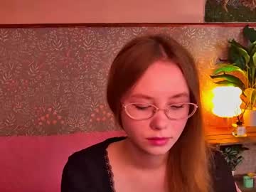 Floralarsson Chaturbate stream image from July 07, 2026
