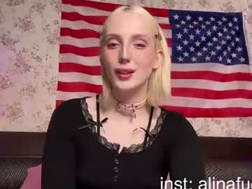Llinabarbie Chaturbate stream image from July 07, 2026
