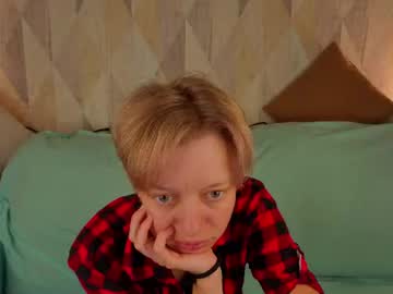 Michelle_Blond Chaturbate stream image from July 08, 2026