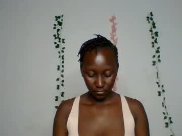 Ravencharmm Chaturbate stream image from July 09, 2026