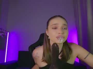 Viollasinzz Chaturbate stream image from July 10, 2026