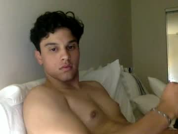Tikiwarden Chaturbate stream image from July 10, 2026