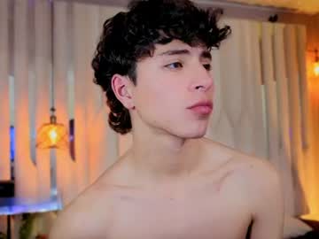 Michaell_Peters Chaturbate stream image from July 10, 2026