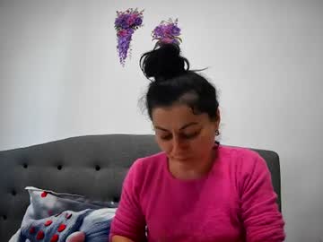 Mikyloveu Chaturbate stream image from July 10, 2026