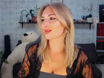 Millaxqueen Chaturbate stream image from July 10, 2026