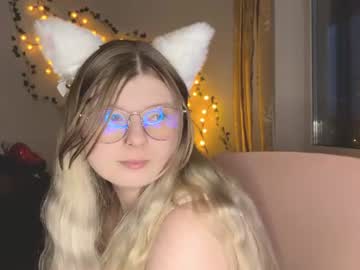 Kirayume Chaturbate stream image from July 10, 2026